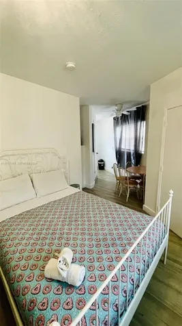109 SE 9th Street Hallandale Beach FL 33009