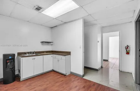 6409 NW 82nd Avenue Medley FL 33166