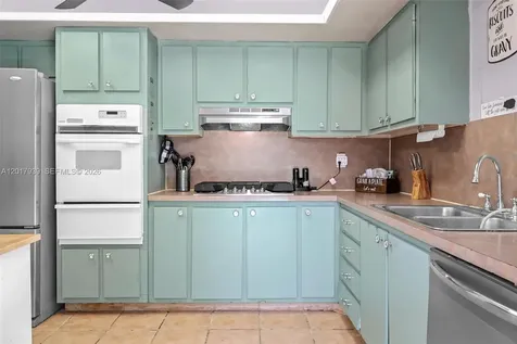 3405 E Shore Road Miramar FL 33023