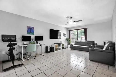 3405 E Shore Road Miramar FL 33023
