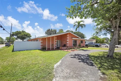 3405 E Shore Road Miramar FL 33023