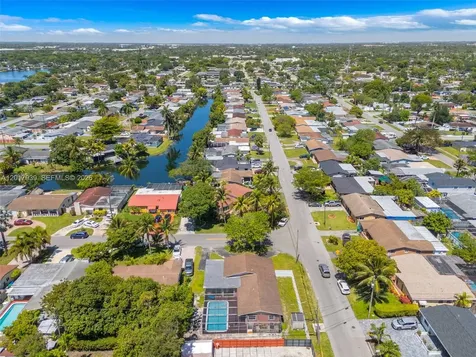 3405 E Shore Road Miramar FL 33023