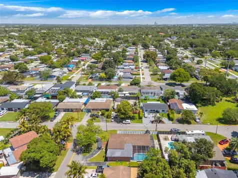 3405 E Shore Road Miramar FL 33023