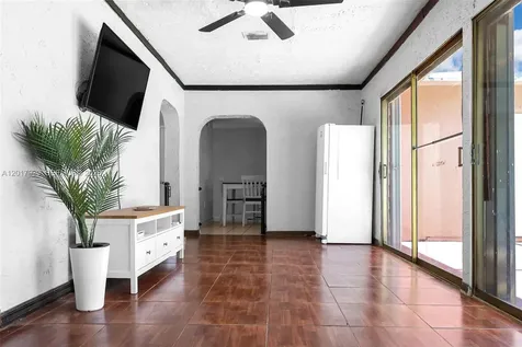 3405 E Shore Road Miramar FL 33023