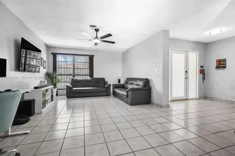 3405 E Shore Road Miramar FL 33023