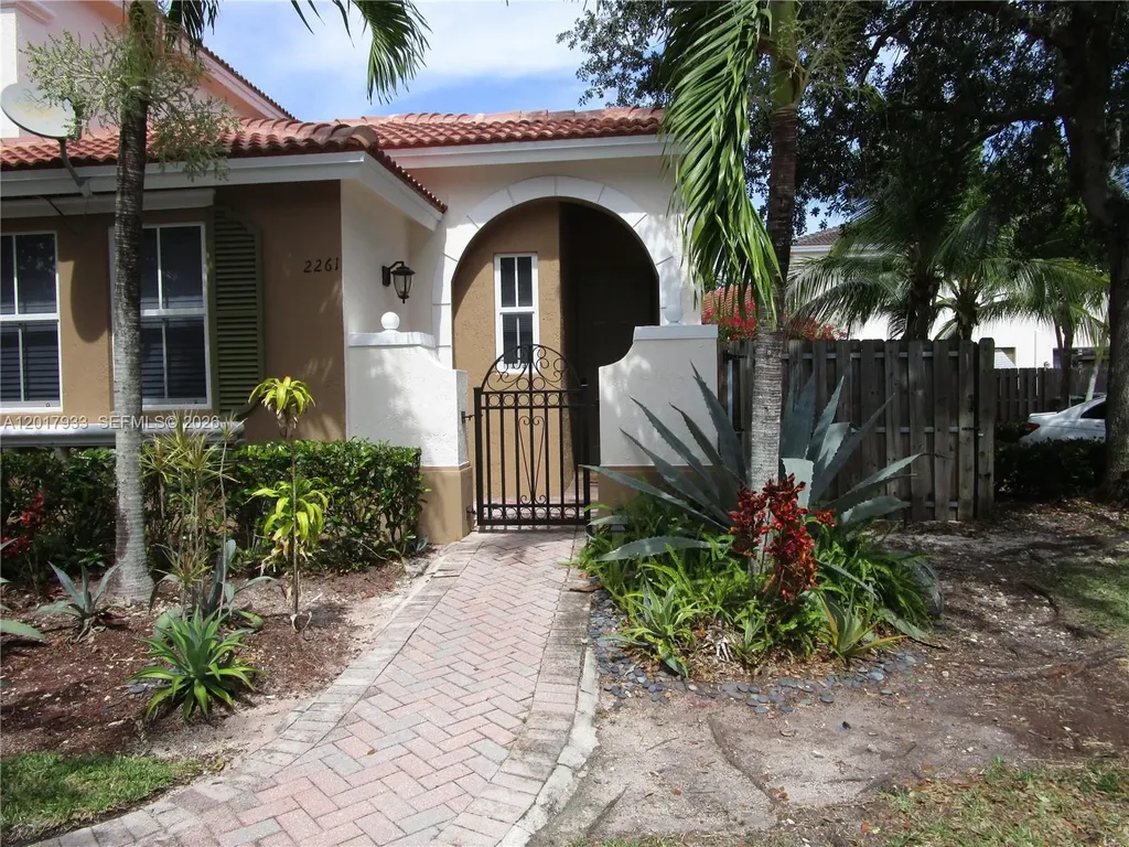 2261 NE 42nd Circle Homestead FL 33033