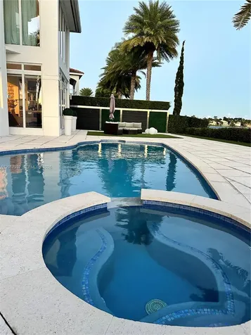 6801 NW 113th Court Doral FL 33178