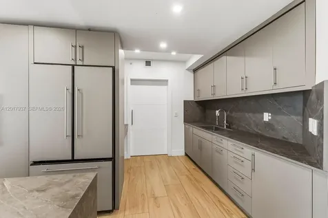 888 Brickell Key Drive Miami FL 33131