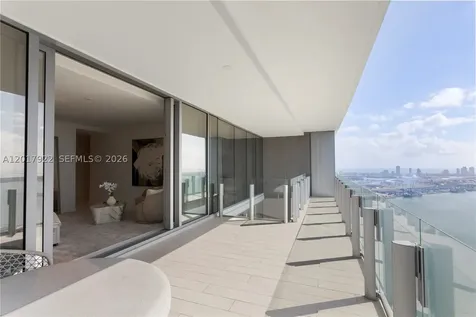 300 Biscayne Boulevard Way Miami FL 33131