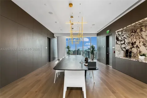 300 Biscayne Boulevard Way Miami FL 33131