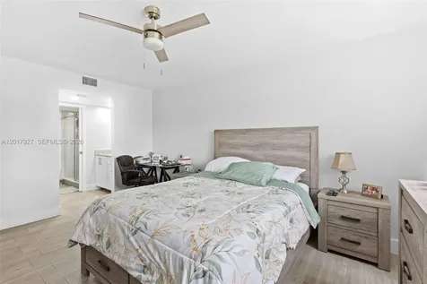 1151 SW 128th Terrace Pembroke Pines FL 33027