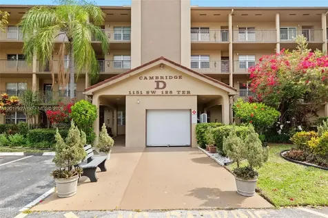 1151 SW 128th Terrace Pembroke Pines FL 33027
