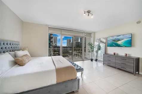 3250 NE 1st Avenue Miami FL 33137
