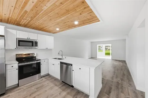 330 NE 26th Avenue Boynton Beach FL 33435