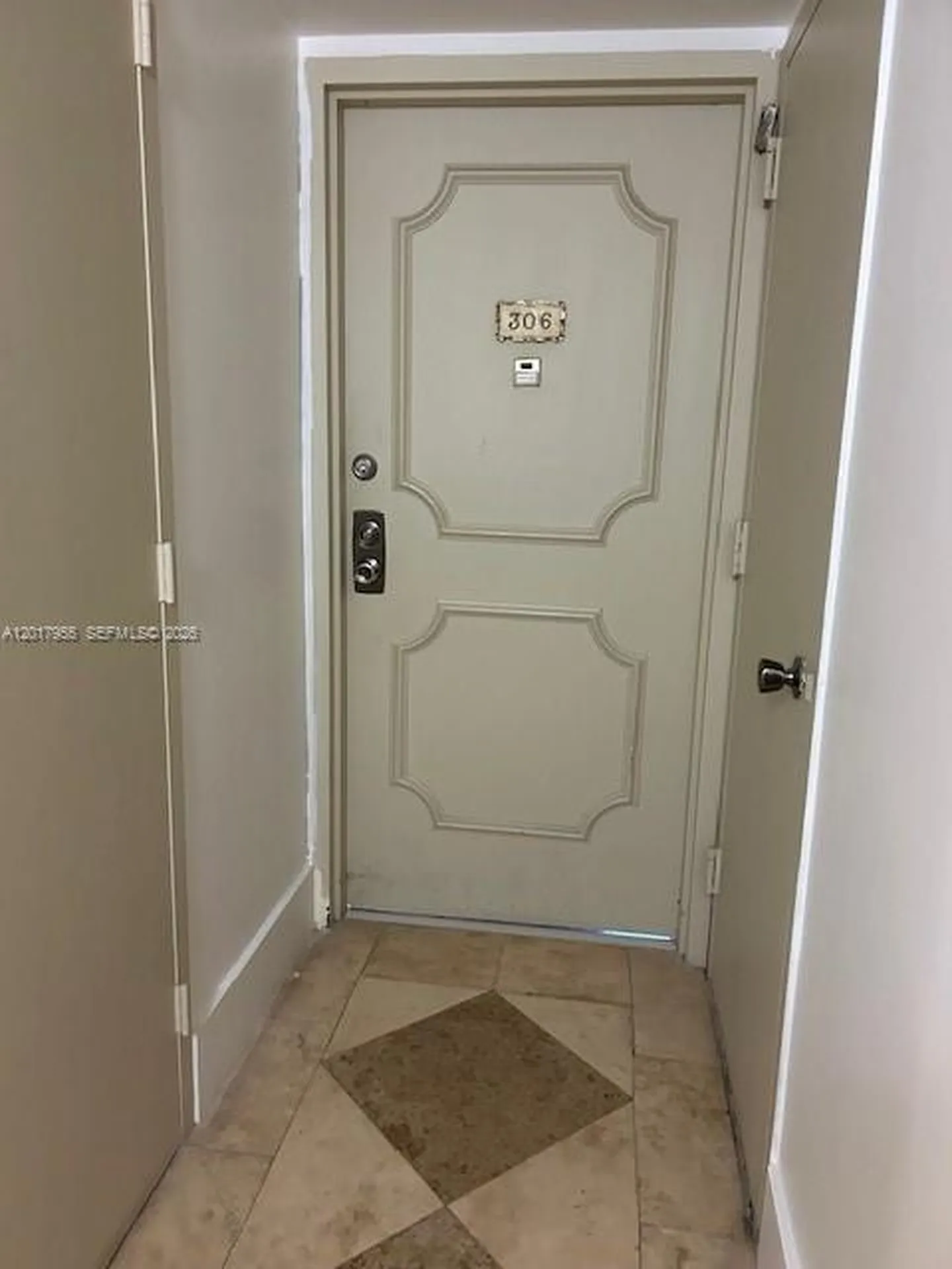 2101 S Ocean Drive Hollywood FL 33019