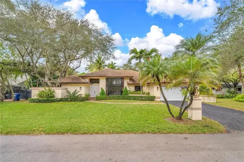 10330 SW 58th Court Pinecrest FL 33156
