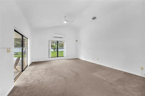 10330 SW 58th Court Pinecrest FL 33156