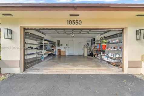 10330 SW 58th Court Pinecrest FL 33156