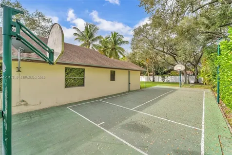 10330 SW 58th Court Pinecrest FL 33156