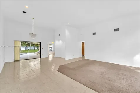 10330 SW 58th Court Pinecrest FL 33156