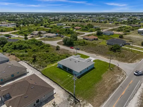 301-303 Pennfield Street Lehigh Acres FL 33974