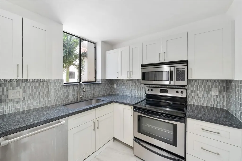 1401 NE 9th Street Fort Lauderdale FL 33304