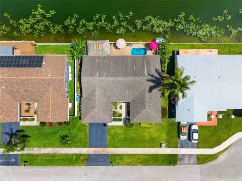 1891 NW 40th Court Oakland Park FL 33309