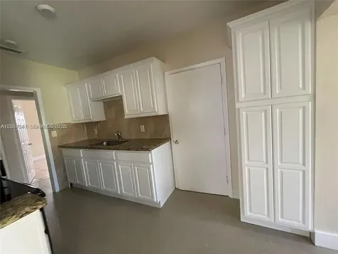 1448 NE 177th Street North Miami Beach FL 33162