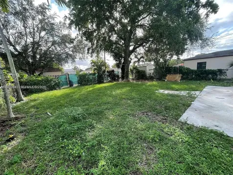 1448 NE 177th Street North Miami Beach FL 33162