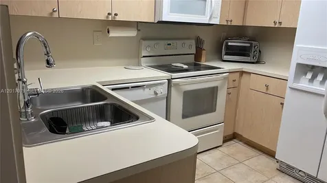 772 SW 106th Avenue Pembroke Pines FL 33025