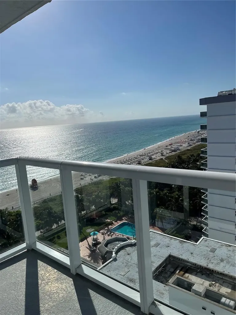 2457 Collins Avenue Miami Beach FL 33140