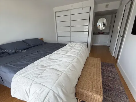 2457 Collins Avenue Miami Beach FL 33140