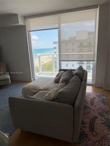 2457 Collins Avenue Miami Beach FL 33140