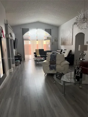 15823 SW 82nd Street Miami FL 33193