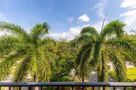 2600 NE 135th Street North Miami FL 33181
