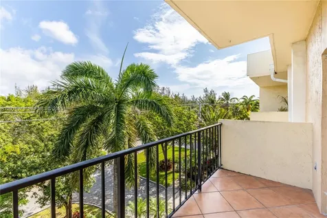 2600 NE 135th Street North Miami FL 33181