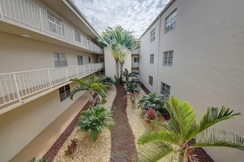 7705 SW 86th Street Miami FL 33143