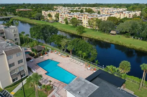 7705 SW 86th Street Miami FL 33143
