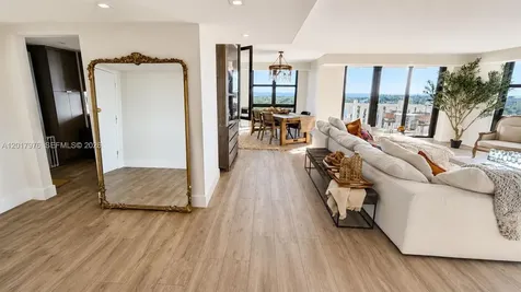 1121 Crandon Boulevard Key Biscayne FL 33149