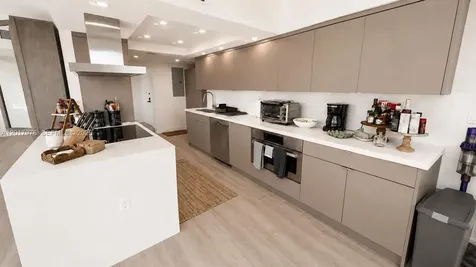 1121 Crandon Boulevard Key Biscayne FL 33149