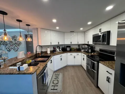 8851 NW 110th Place Doral FL 33178