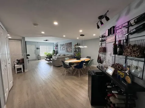 8851 NW 110th Place Doral FL 33178