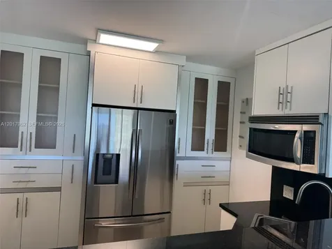 100 Bayview Drive Sunny Isles Beach FL 33160