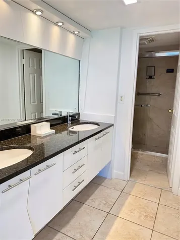 100 Bayview Drive Sunny Isles Beach FL 33160