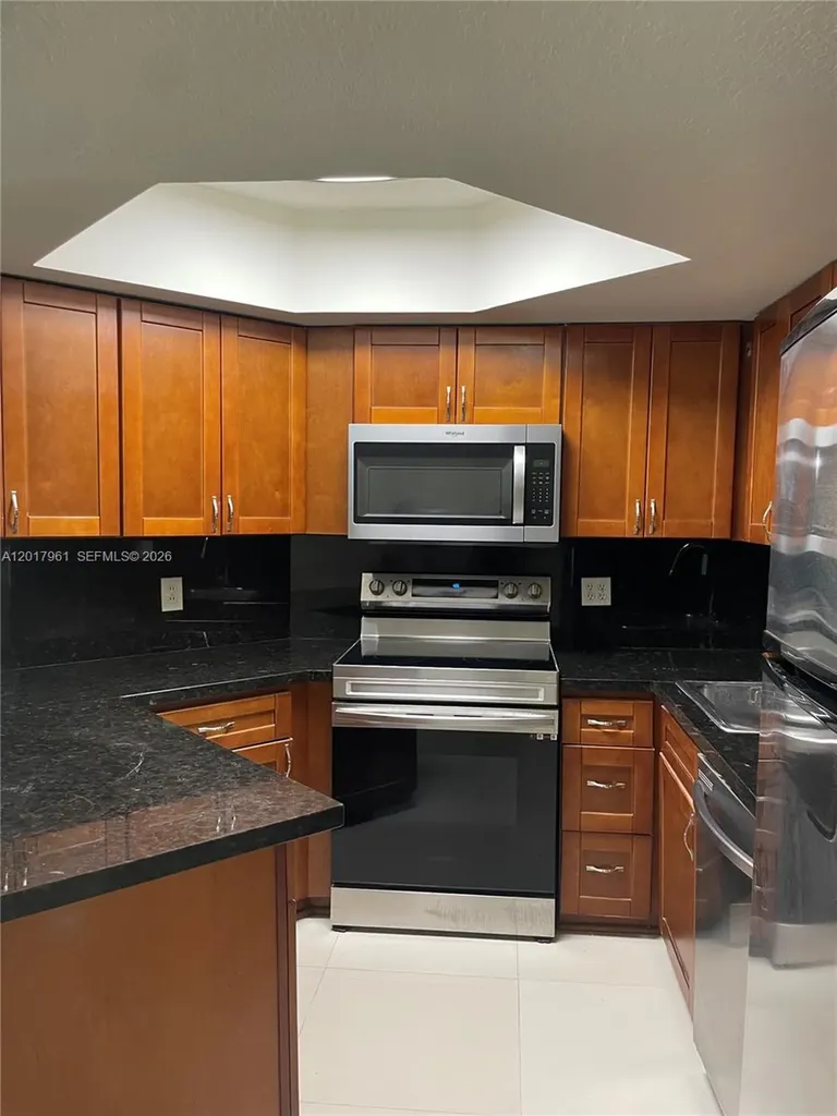 8323 Lake Drive Doral FL 33166