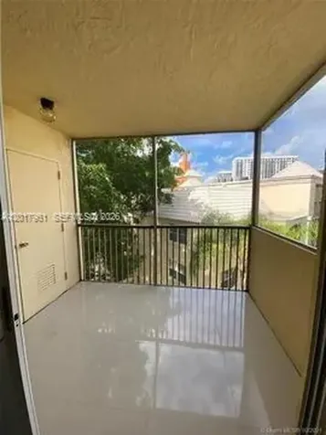 8323 Lake Drive Doral FL 33166