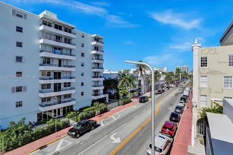 713 Collins Avenue Miami Beach FL 33139
