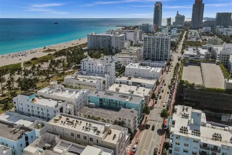 713 Collins Avenue Miami Beach FL 33139