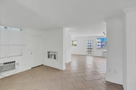 713 Collins Avenue Miami Beach FL 33139