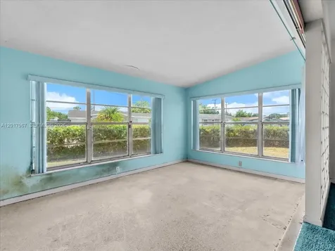 11901 SW 177th Terrace Miami FL 33177
